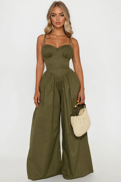 https://cdn.shopify.com/s/files/1/0293/9277/files/05-01-25_S3_28_KNHJ4110702_Olive_JP_AS_11-42-33_16470_CM-Vita_SG.jpg?v=1747407248&with=400&height=600
